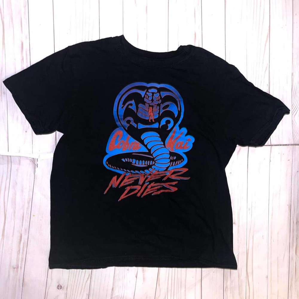 Y2k karate kid cobra kai tee shirt